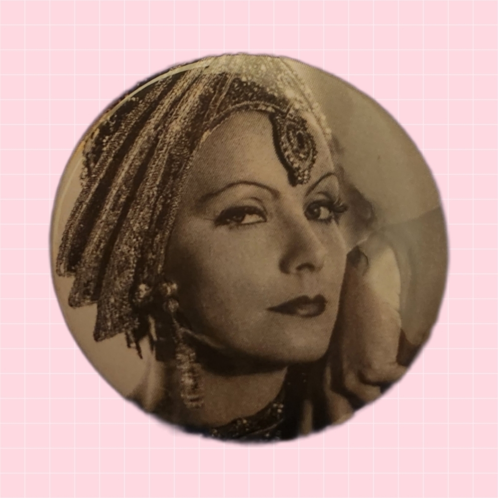 Greta Garbo 2" Pin